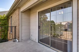 5902 Marvin Loving Dr, Garland, TX 75043 - Photo 25