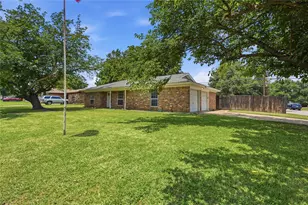 837 Springdale Rd, Bedford, TX 76021 - Photo 1