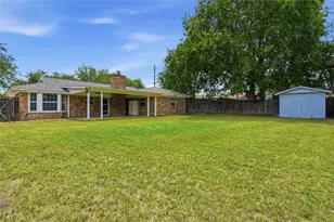 837 Springdale Rd, Bedford, TX 76021 - Photo 27