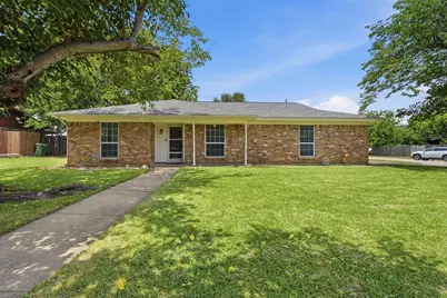 837 Springdale Road, Bedford, TX 76021 - Photo 1