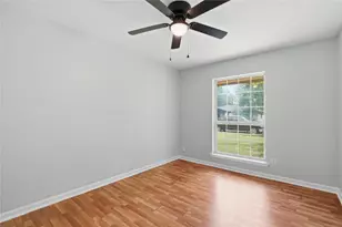 837 Springdale Rd, Bedford, TX 76021 - Photo 5