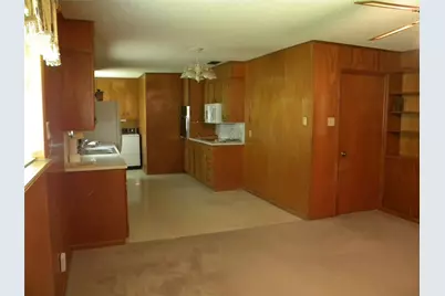 1450 W Ash Street, Stephenville, TX 76401 - Photo 5