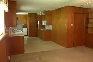 1450 W Ash St, Stephenville, TX 76401 - Photo 5