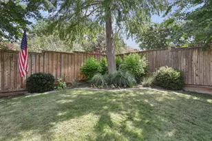 2717 Carmel Dr, Carrollton, TX 75006 - Photo 35