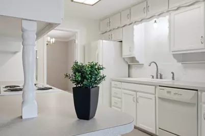 101 Colonial Parkway, Burleson, TX 76028 - Photo 11