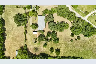 101 Colonial Parkway, Burleson, TX 76028 - Photo 7