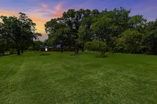 101 Colonial Pkwy, Burleson, TX 76028 - Photo 17