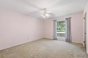 101 Colonial Pkwy, Burleson, TX 76028 - Photo 15