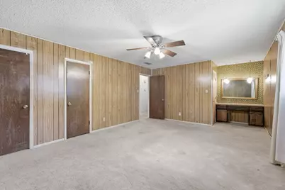 101 Colonial Parkway, Burleson, TX 76028 - Photo 13