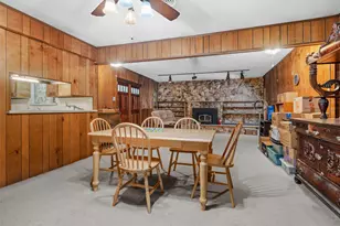 2019 Marilyn Ln, Arlington, TX 76010 - Photo 3
