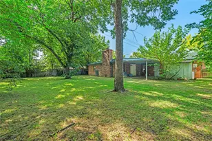 2019 Marilyn Ln, Arlington, TX 76010 - Photo 1