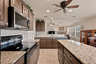 9437 Pastime Ct, Fort Worth, TX 76244 - Photo 15