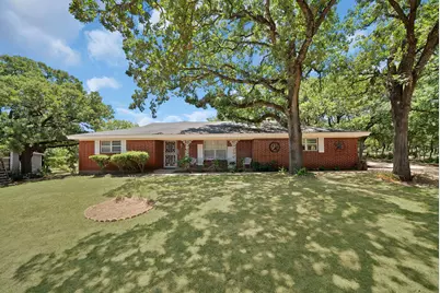 305 W Bethesda Road, Burleson, TX 76028 - Photo 13