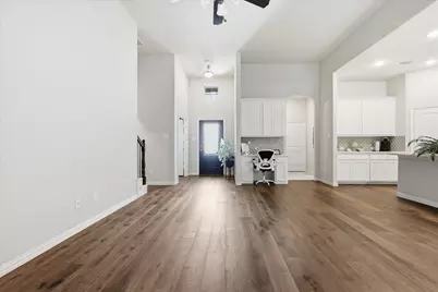 4428 Terraview Drive, Arlington, TX 76001 - Photo 5