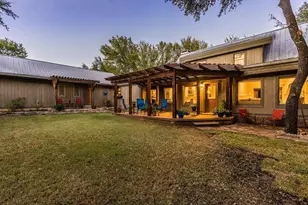 1054 White Bluff Dr, Whitney, TX 76692 - Photo 7