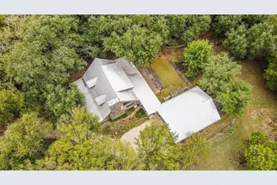 1054 White Bluff Drive, Whitney, TX 76692 - Photo 5