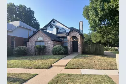 4305 Sierra Drive, Grand Prairie, TX 75052 - Photo 1