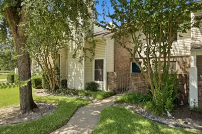 840 Creekside Drive, Lewisville, TX 75067 - Photo 3
