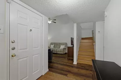 840 Creekside Drive, Lewisville, TX 75067 - Photo 5