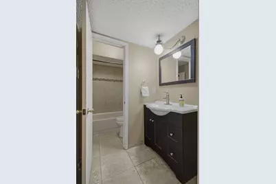 840 Creekside Drive, Lewisville, TX 75067 - Photo 23