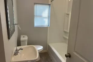 206 W 6th St, Irving, TX 75060 - Photo 13