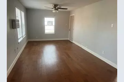 206 W 6th Street, Irving, TX 75060 - Photo 5