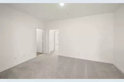 5720 Lakeview Drive, Watauga, TX 76148 - Photo 11