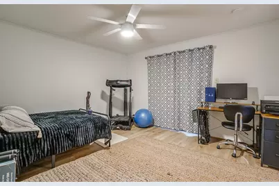 4761 Fieldcrest Drive, Fort Worth, TX 76109 - Photo 17