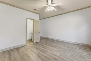 1530 Aldra Dr, Fort Worth, TX 76120 - Photo 9
