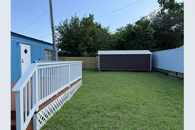 242 Cobb Avenue, Van Alstyne, TX 75495 - Photo 7