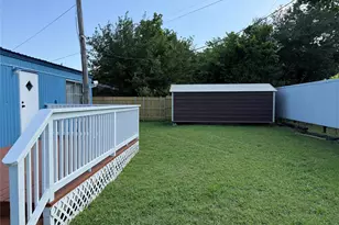 242 Cobb Ave, Van Alstyne, TX 75495 - Photo 7