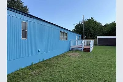 242 Cobb Avenue, Van Alstyne, TX 75495 - Photo 9