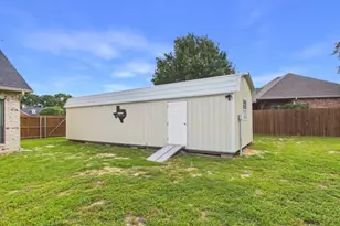 6080 Sunrise Ct, Athens, TX 75752 - Photo 11