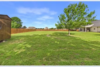 6080 Sunrise Court, Athens, TX 75752 - Photo 9