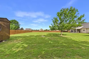 6080 Sunrise Ct, Athens, TX 75752 - Photo 9