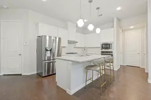2510 Westbank Trl, Garland, TX 75042 - Photo 7