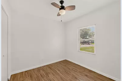 813 Travis Street, Garland, TX 75040 - Photo 29
