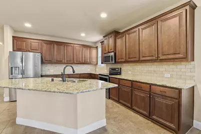 223 Thompson Drive, Van Alstyne, TX 75495 - Photo 11