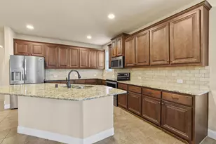 223 Thompson Dr, Van Alstyne, TX 75495 - Photo 11