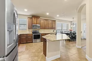 223 Thompson Dr, Van Alstyne, TX 75495 - Photo 9