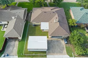 5823 Marview Ln, Dallas, TX 75227 - Photo 3