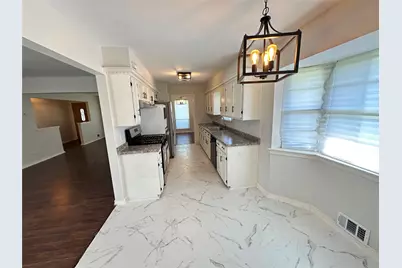 5823 Marview Lane, Dallas, TX 75227 - Photo 13