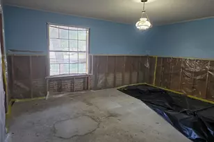 204 Fordyce St, Barry, TX 75102 - Photo 13
