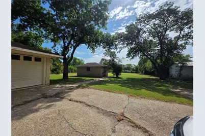 204 Fordyce Street, Barry, TX 75102 - Photo 23