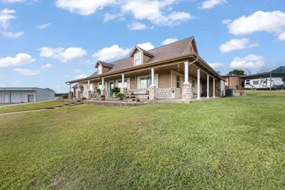 4515 E Renfro Street, Alvarado, TX 76009 - Photo 3