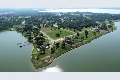 551 Shoreline Drive, Mabank, TX 75143 - Photo 1