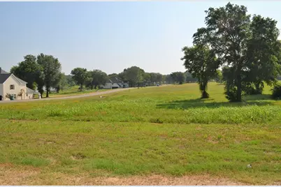 551 Shoreline Drive, Mabank, TX 75143 - Photo 17