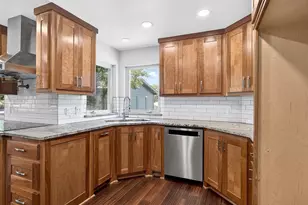 7733 Woodside Hl, Fort Worth, TX 76179 - Photo 9