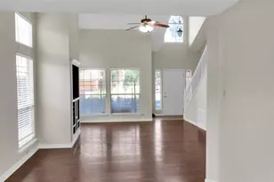 517 Las Cruces Dr, Irving, TX 75063 - Photo 5