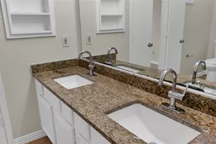 517 Las Cruces Dr, Irving, TX 75063 - Photo 11